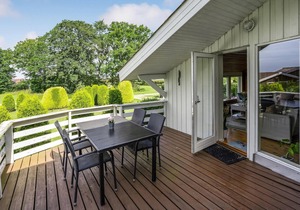 Lovely home in Egernsund with sauna