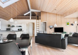Lovely home in Løkken with sauna