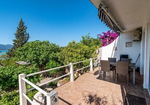 Lovely Home In Loviste With Kitchen