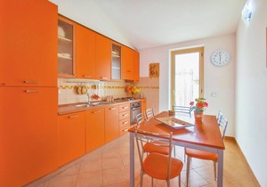 Lovely home in Ribera (AG)