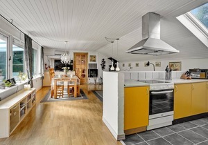 Lovely home in Roslev with WiFi