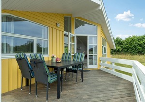 Lovely home in Rudkøbing with sauna