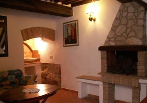 LOVELY HOUSE LOCATED IN THE HISTORIC CENTER!