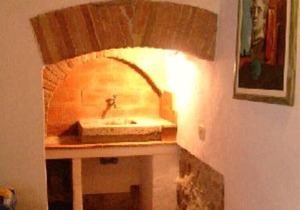 LOVELY HOUSE LOCATED IN THE HISTORIC CENTER!