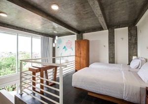 Lovely Loft Space with room for four people Unit #3