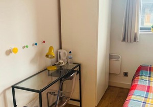 Lovely Room with own private Bathroom in city centre Manchester