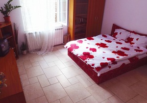 Lovely studio in the heart of City.University square, old town!