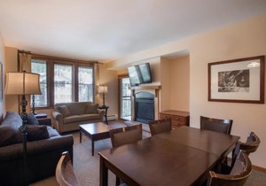 Lovely Zephyr Mountain Lodge condo with Continental Divide and Village Views condo