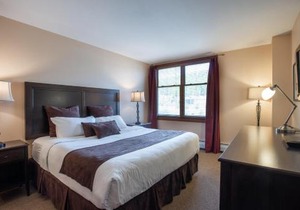 Lovely Zephyr Mountain Lodge condo with Continental Divide and Village Views condo