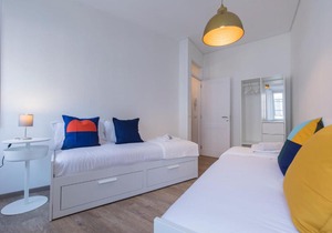 LovelyStay - Peaceful Central Apartment I