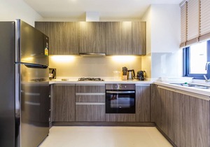 LP101 - Private rooftop pool villa in Laguna for 9 people, near restaurants and shops