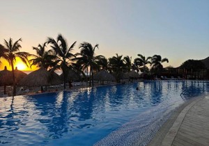 Lujoso Apto en Pozos Colorados Samaria club de playa