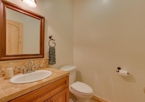Lukins Lodge - Three Bedroom Home