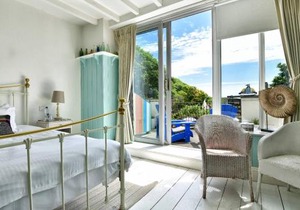 Lulworth Cove Inn