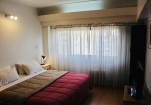 Luminous Studio Apartment. Ideal location. By owner.