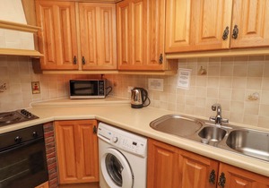 LUPIN COTTAGE, character holiday cottage in Wooler