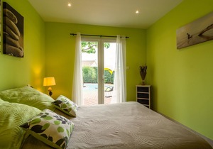 Lush Villa in Pierrerue with Private Pool & Centre Nearby