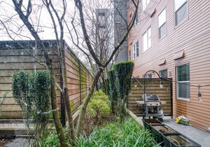 Luxe Ballard 1BR w/ BBQ, Yoga & Gym, near Golden Gardens, by Blueground