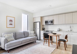 Luxe Berkeley Studio w/ W/D & Coworking, walkable to BART, by Blueground