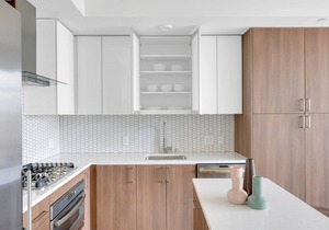Luxe Downtown Studio w/Gym & W/D, near Pike Place Market, by Blueground