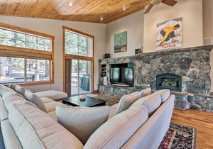 Luxe Tahoe Home Near Donner Lake, Truckee & Hiking