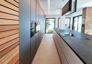 Luxueuse Villa Contemporaine VUE Front SUR MER Super Équipée- Zone Privée Isolée