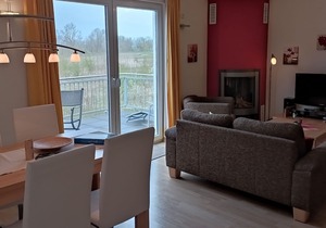 Luxuriöse Ferienwohnung im OG der Villa Royal