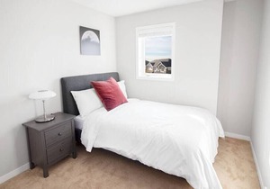 Luxurious 2 Bedroom Townhouse with Garage & Wi-Fi!