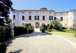 Luxurious Apartment in Rocca Grimalda with Garden