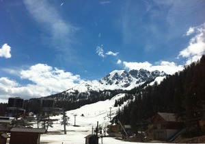 LUXURIOUS APARTMENT AT THE FOOT OF THE SLOPES VARS LES CLAUX