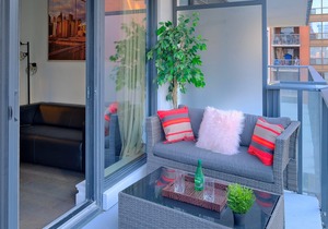 Luxurious Brand New 2 BDRM 2 Bath Condo Downtown Toronto