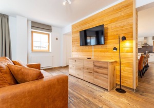 Luxurious Chalet in Obertraun with Pool