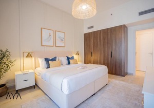 Luxurious Garden View Apartment with Pool & Gym in Madinat Jumeirah By ĀYA Boutique