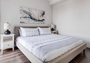 Luxurious Living MINUTES From DT! 2 Bed 2 Bath