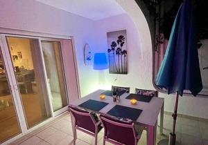 Luxurious & Modern 2 Bed 2 Bath Apt In Exclusive Resort VDL. WIFI & Air Con inc