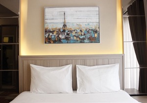 Luxurious Studio Room @ Grand Asia Afrika Apartment