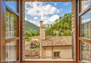 Luxurious vacation apartment with historical charm.