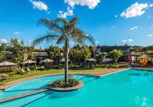 Luxurious Waterfall 1 bedroom Condo With Free Uncapped Wifi