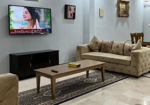 luxury 2 bed TV LAUNCH, kitchen car parking, netflix