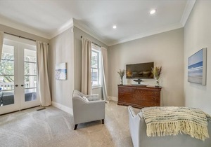 Luxury 2nd Row Home, Chefs Kitchen, Outdoor TV