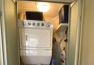 Luxury 3-bdr design townhome @ Malmok /Au~95