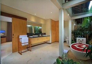 Luxury 3 Bedroom Private Pool Villa