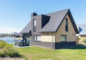 Luxury 4-person accommodation in the holiday park Landal Drentse Lagune
