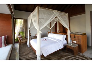 Luxury 5 Bedroom Villa Ocean & Rice Field View, Canggu'