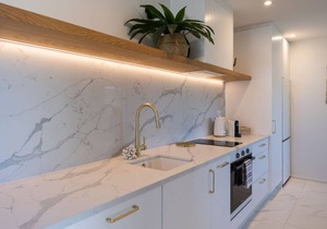 Luxury Apart, Balcony & Seaviews, Full Laundry