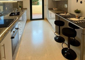 Luxury apartment 4 pers, quiet location with golf view, near Puerto Banus