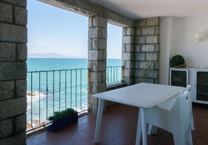 Luxury Apartment in L'Escala Catalonia with Beach nearby