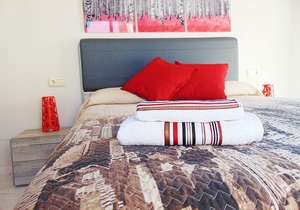 LUXURY APARTMENT IN THE FIRST LINE OF IDEAL BEACH FOR FAMILIES.