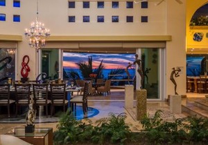 Luxury Beach Frontage Villa with amazing views for Rent