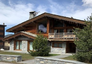 Luxury Chalet with Pool, Sauna & Hammam in Courchevel